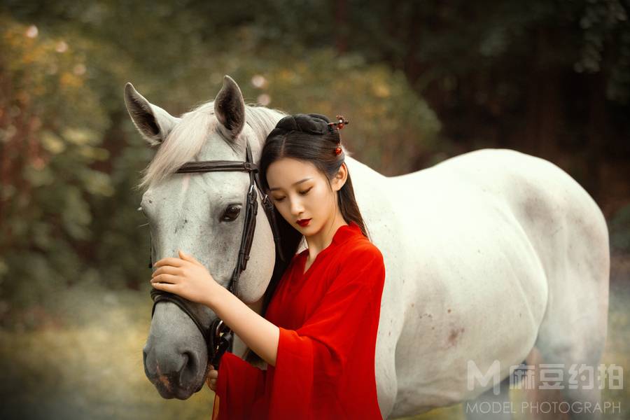 汉服模特