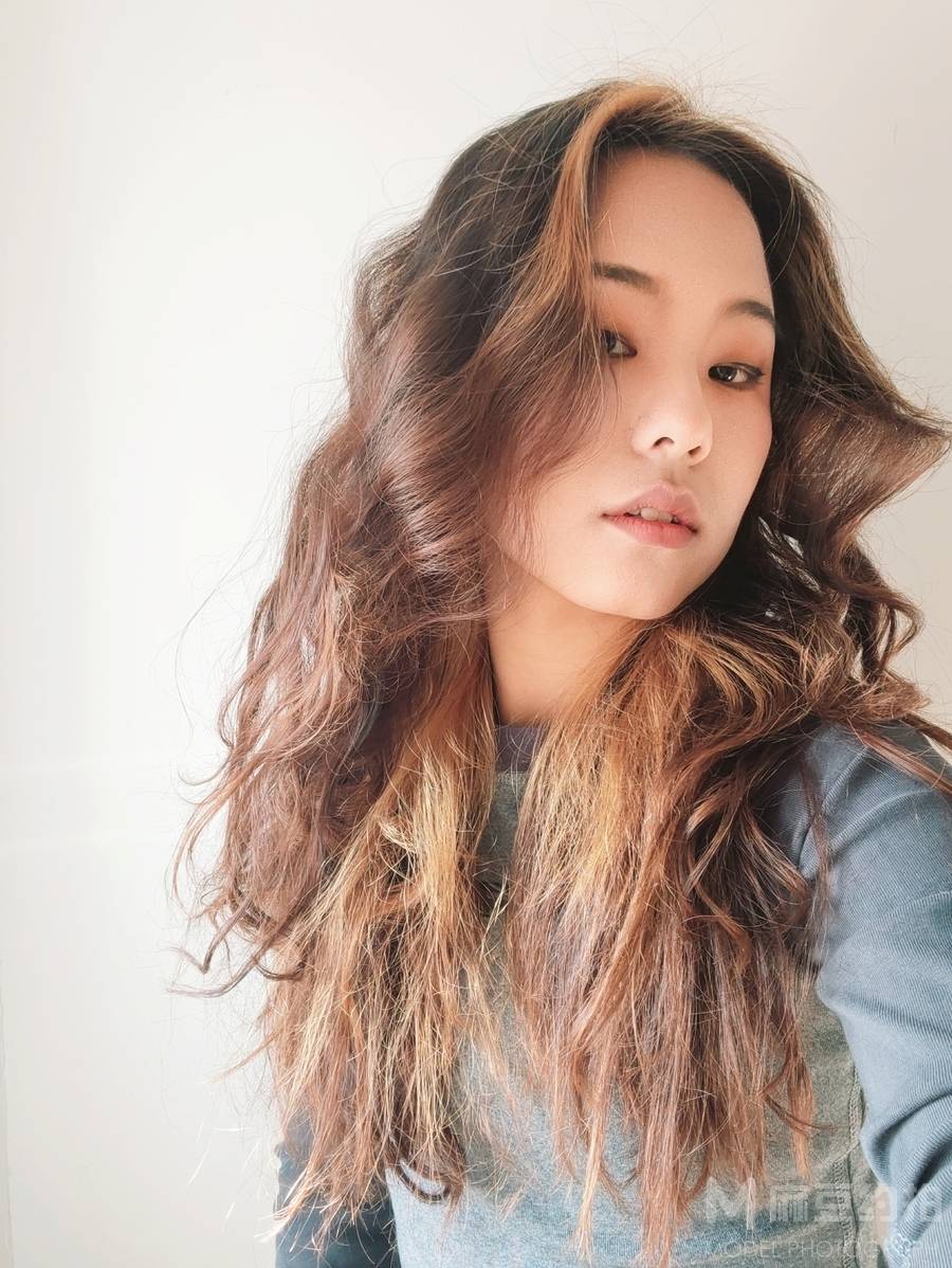 纪实模特