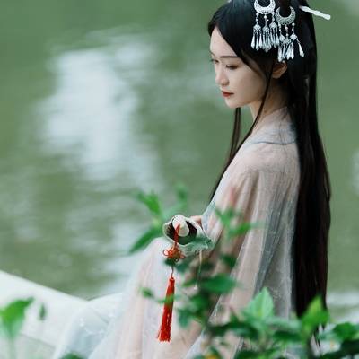 汉服模特