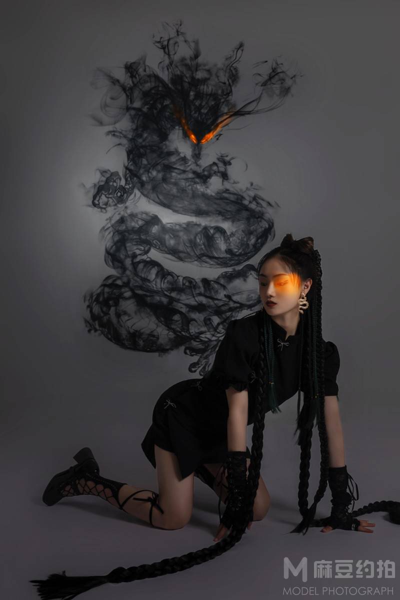 暗黑模特