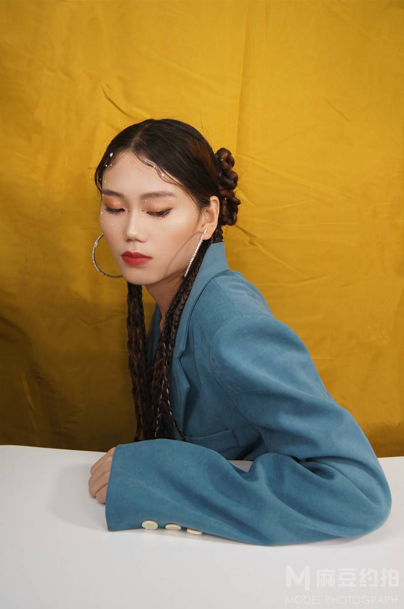 妆容模特
