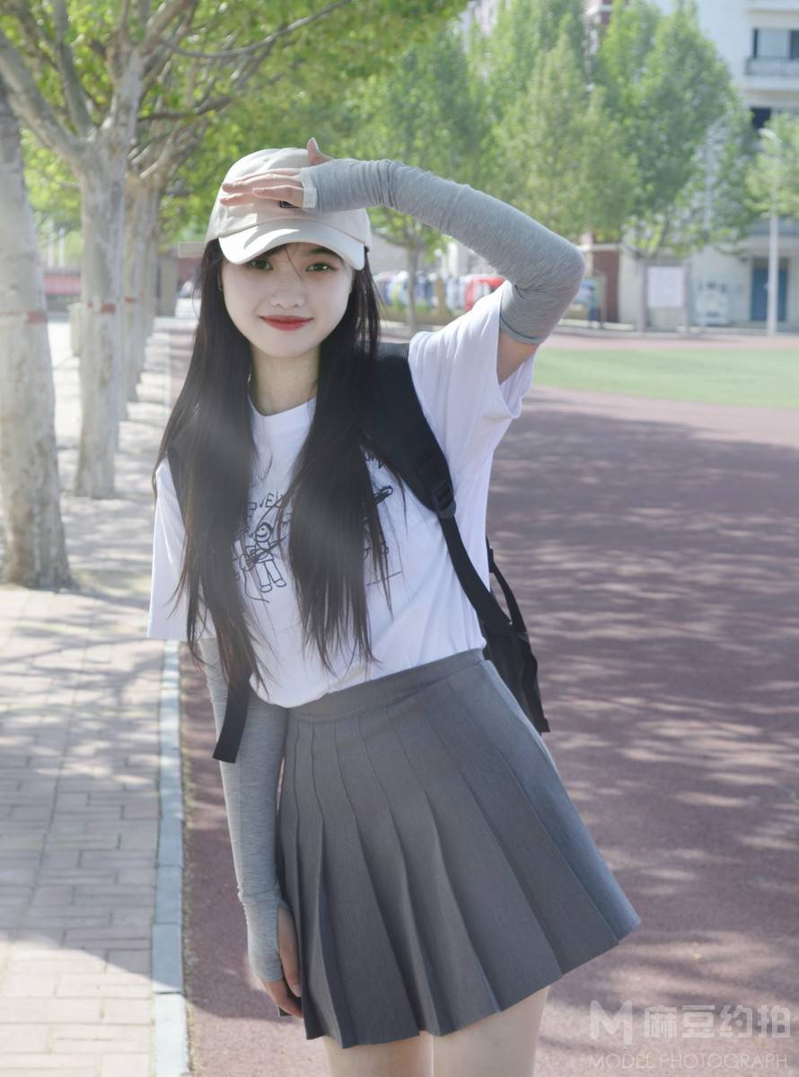 校园模特