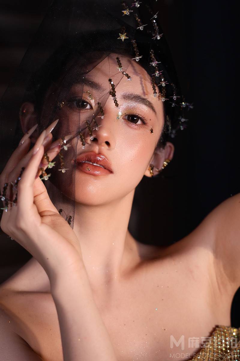 妆容模特