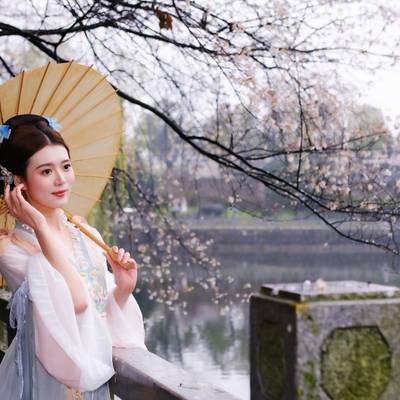 汉服模特