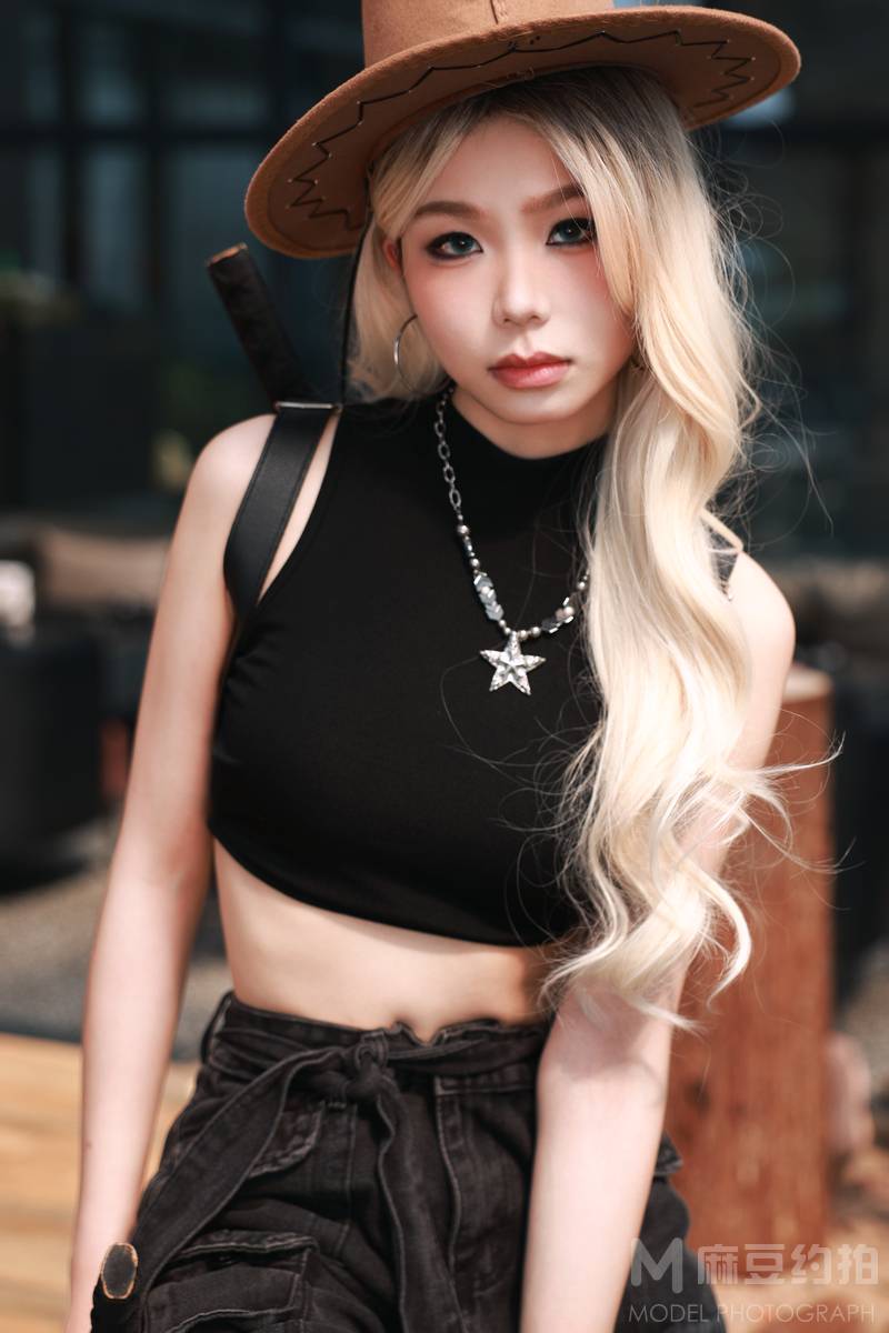 暗黑模特