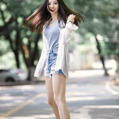 校园模特