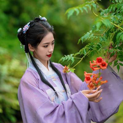 汉服模特