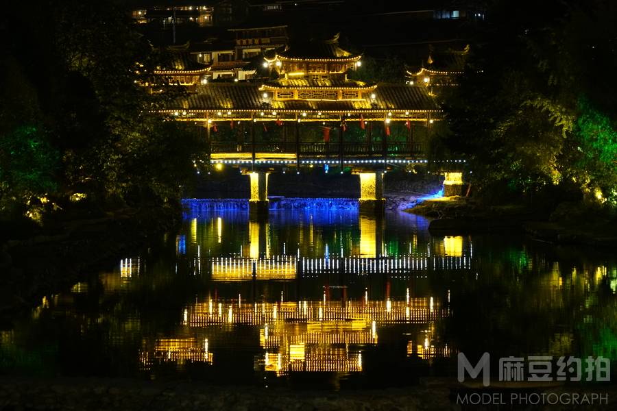 夜景模特