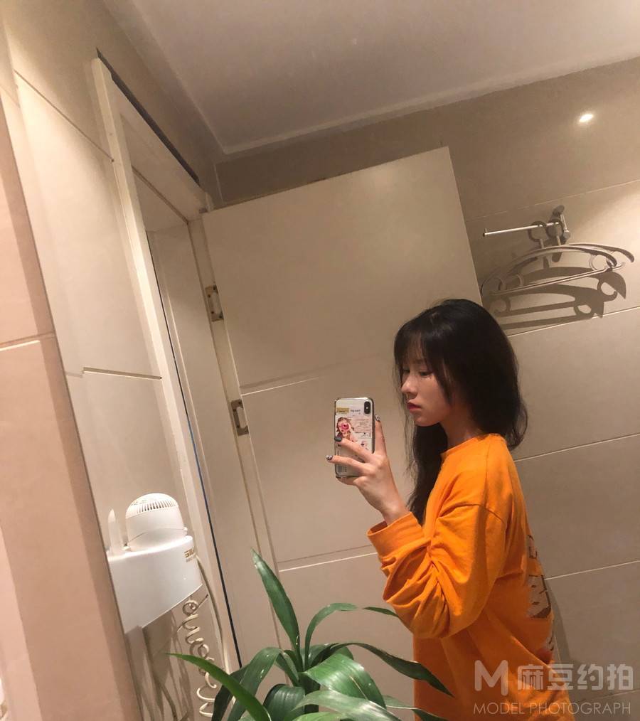 纪实模特