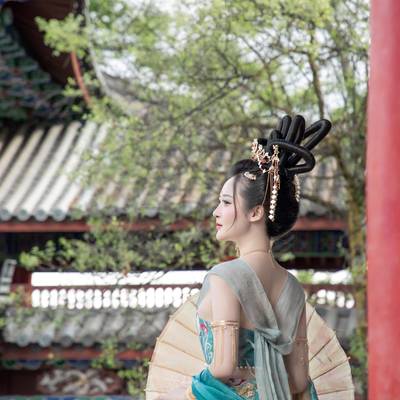 汉服模特