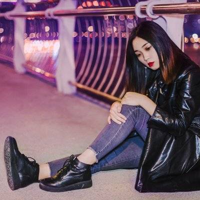 情绪模特