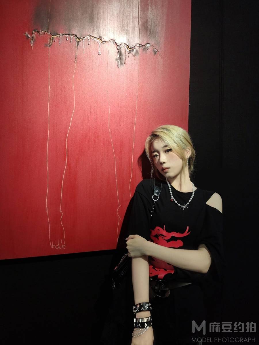 暗黑模特