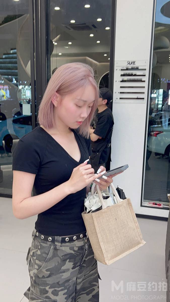 妆容模特