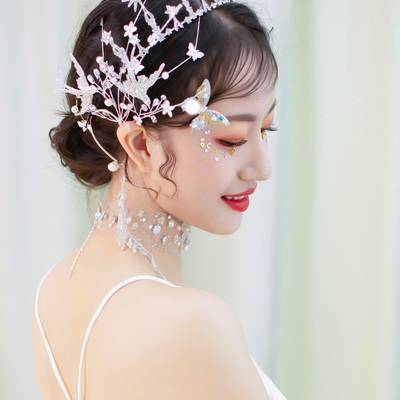 妆容模特