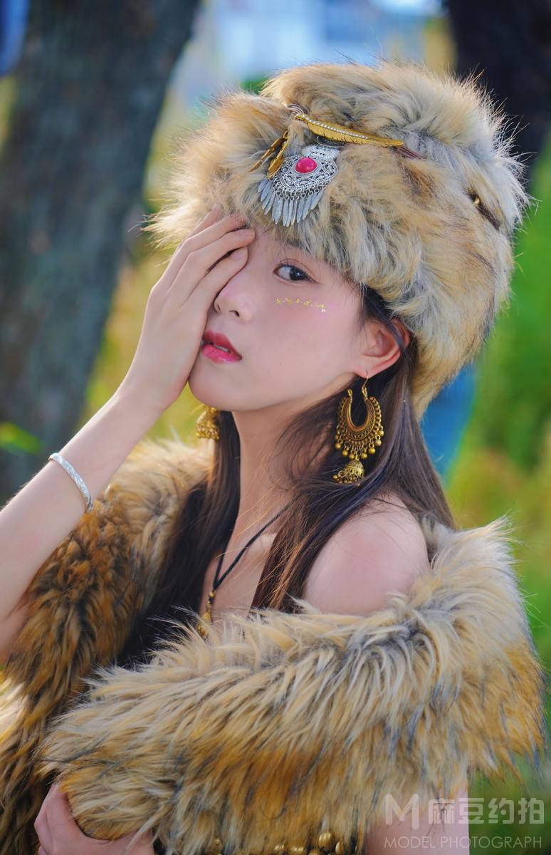 情绪模特