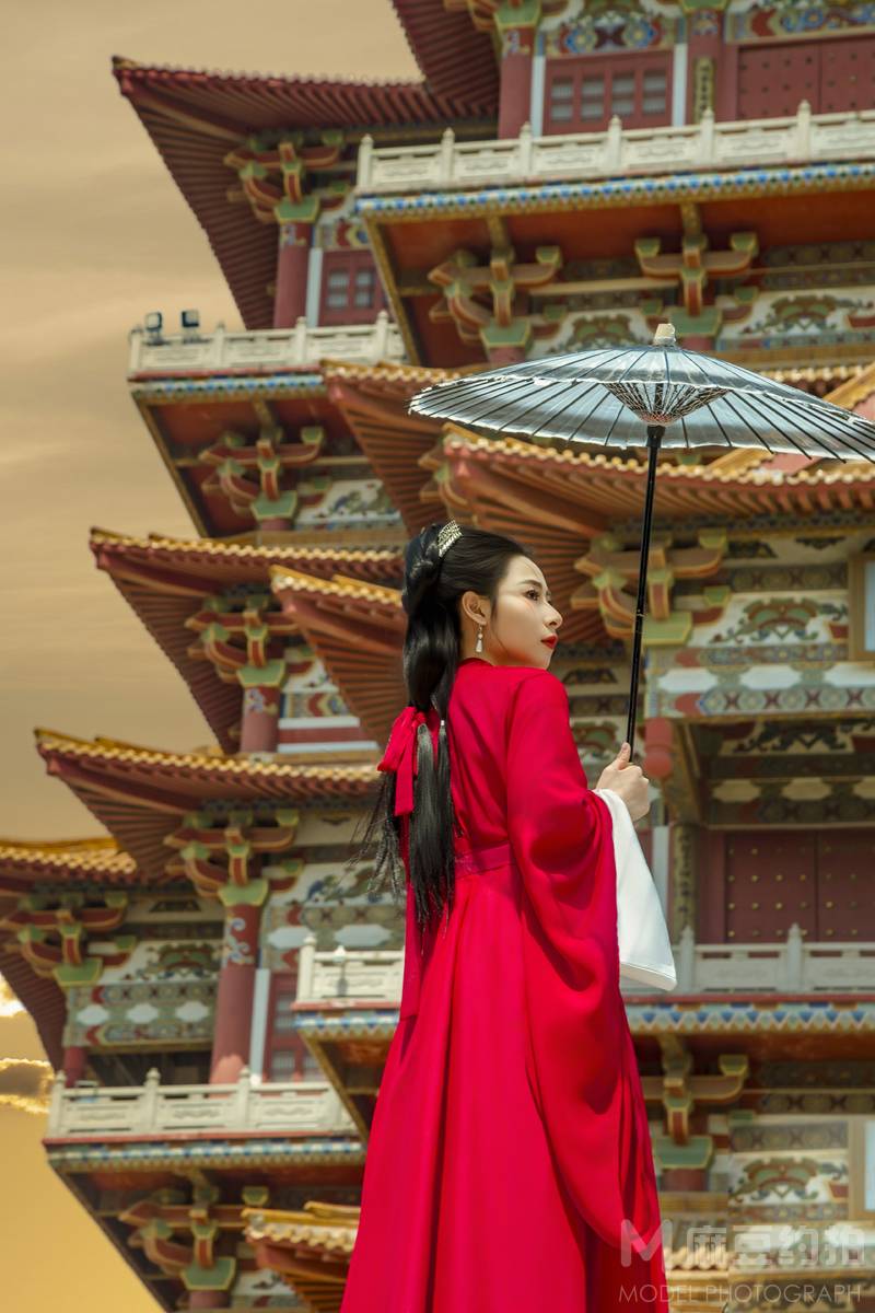 汉服模特