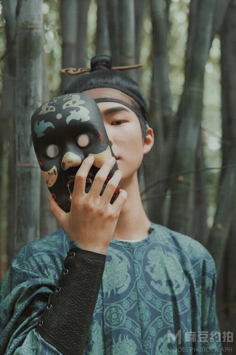 情绪模特
