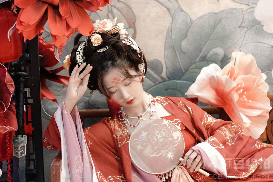 汉服模特