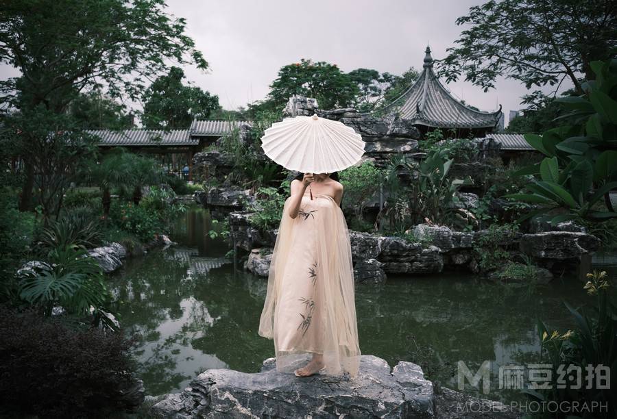 汉服模特