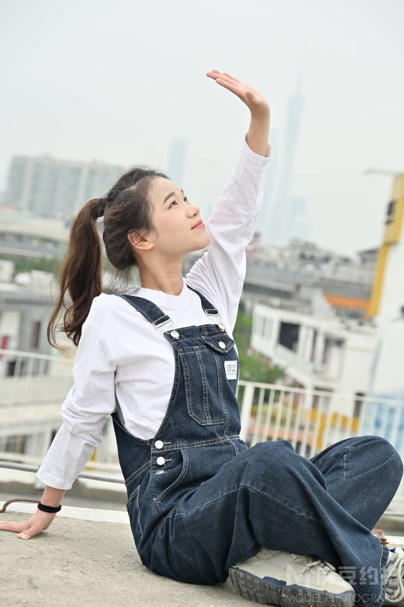 校园模特