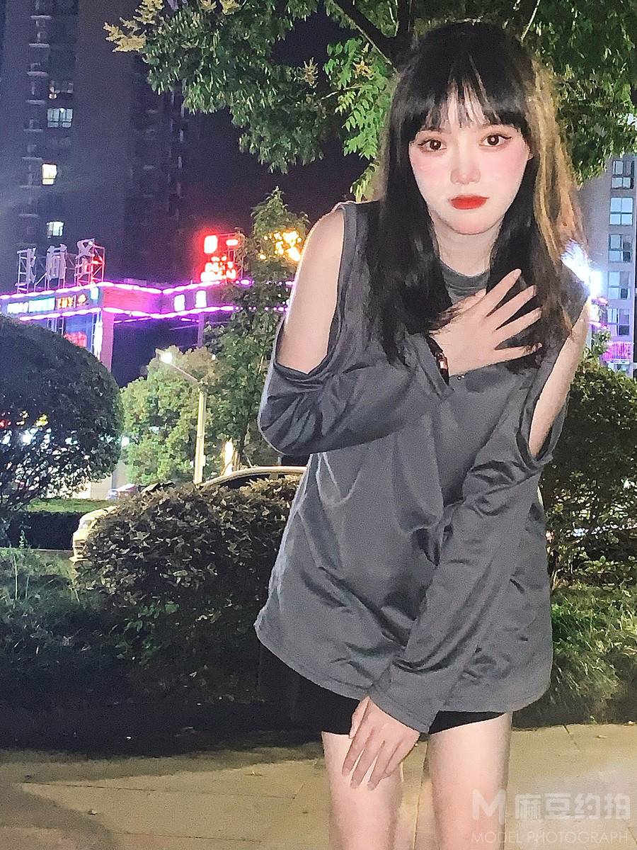 暗黑模特