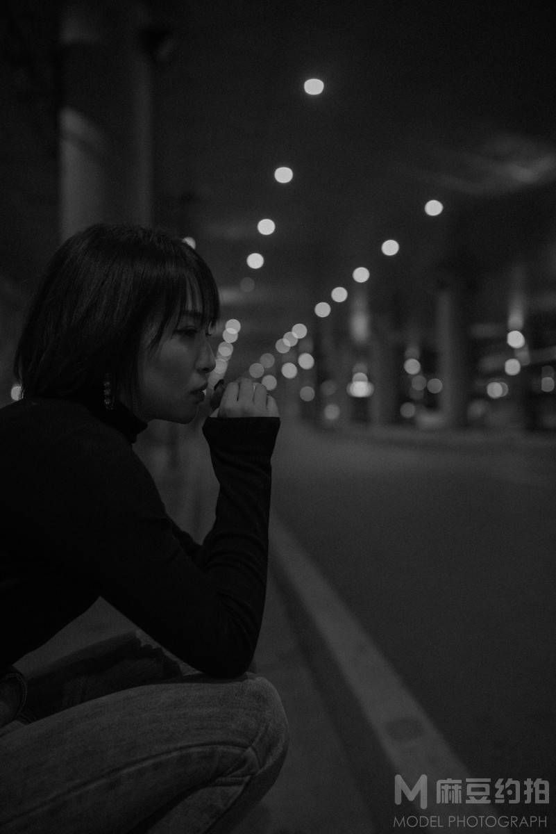 夜景模特
