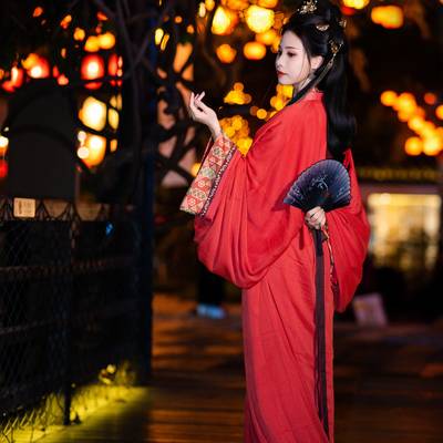 汉服模特