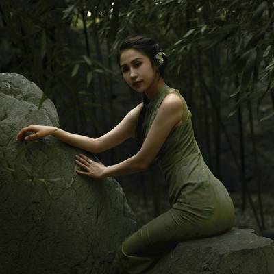 情绪模特