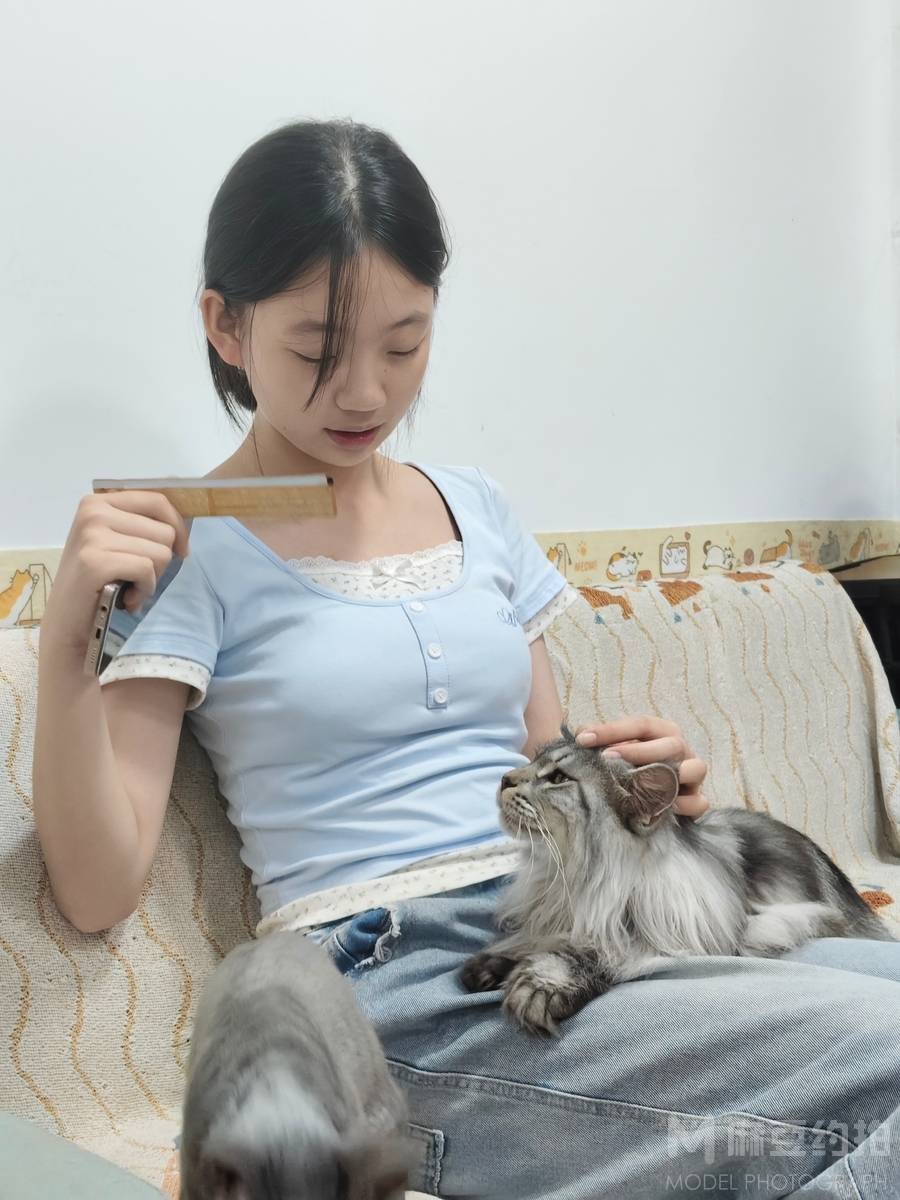 校园模特
