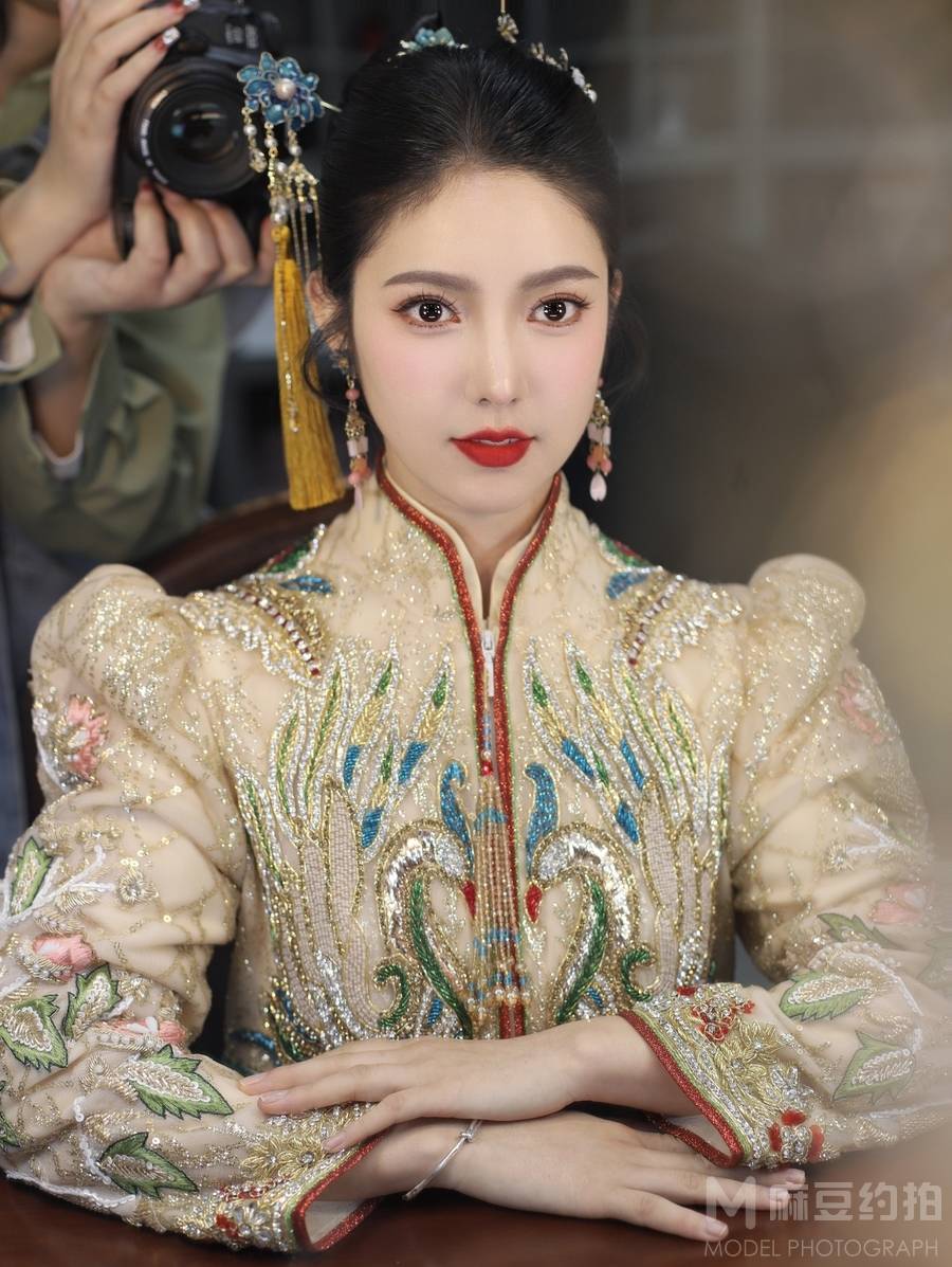 妆容模特