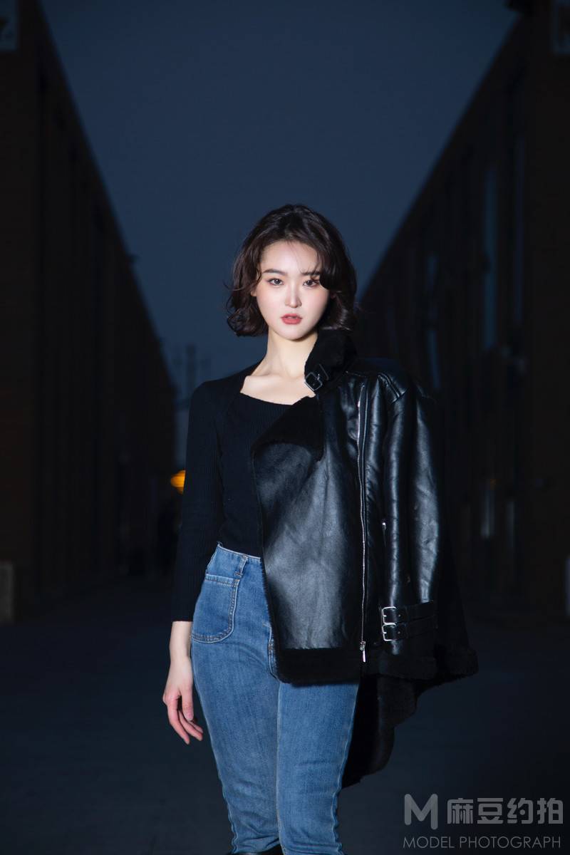 夜景模特