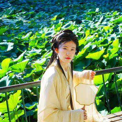 汉服模特