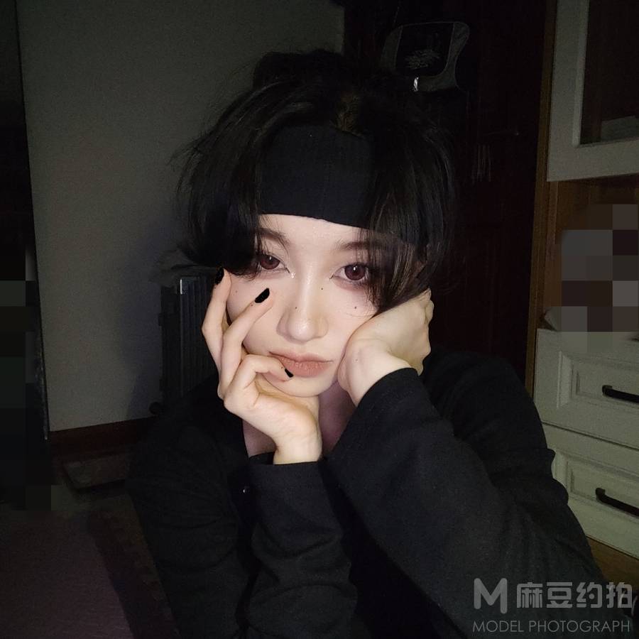 暗黑模特