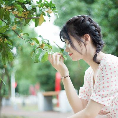 清新模特