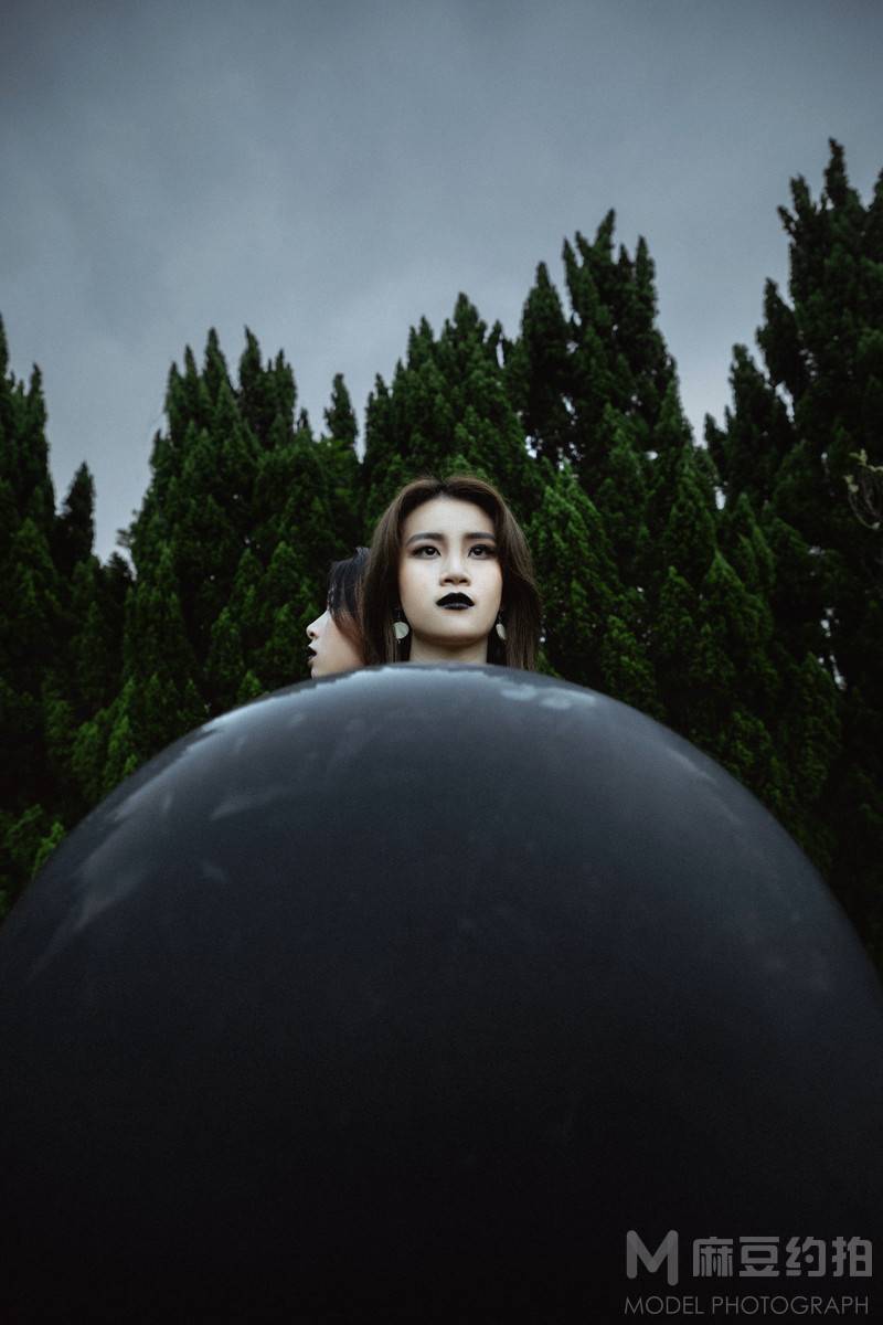 暗黑模特