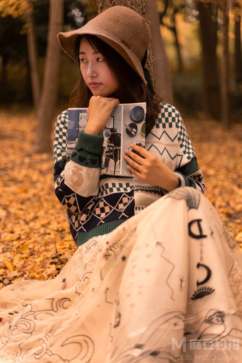 情绪模特
