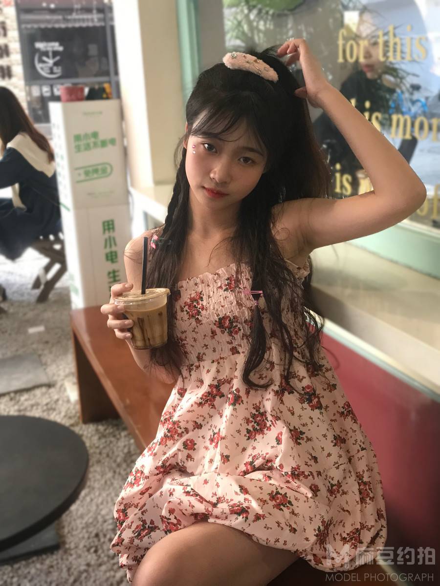 少女模特