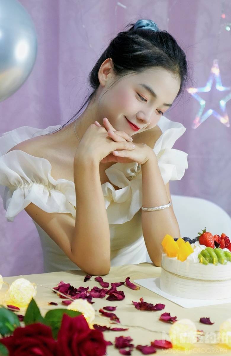 妆容模特