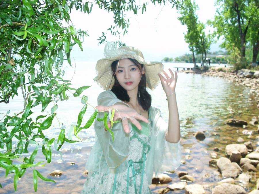 清新模特