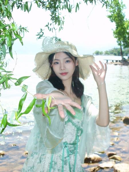 清新模特