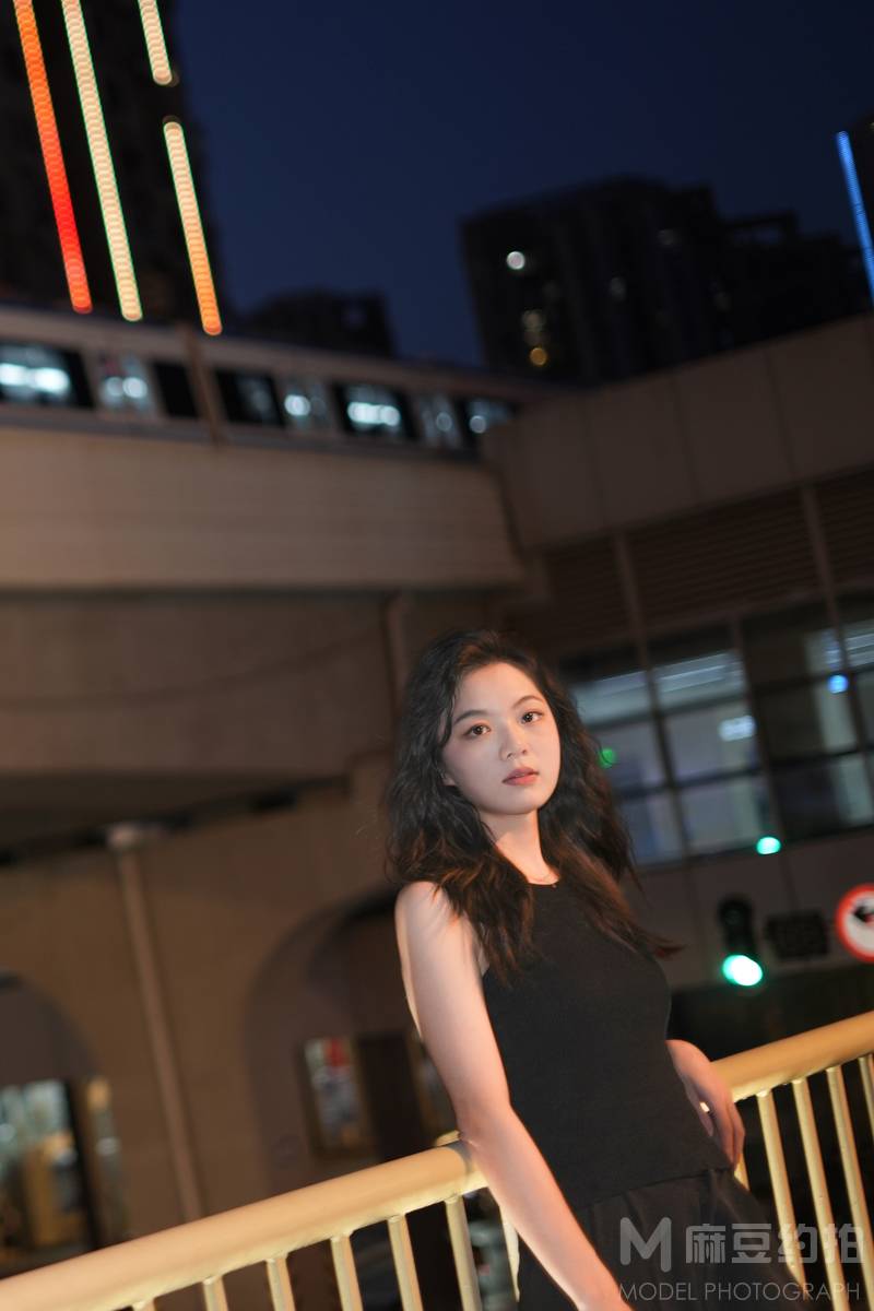 夜景模特