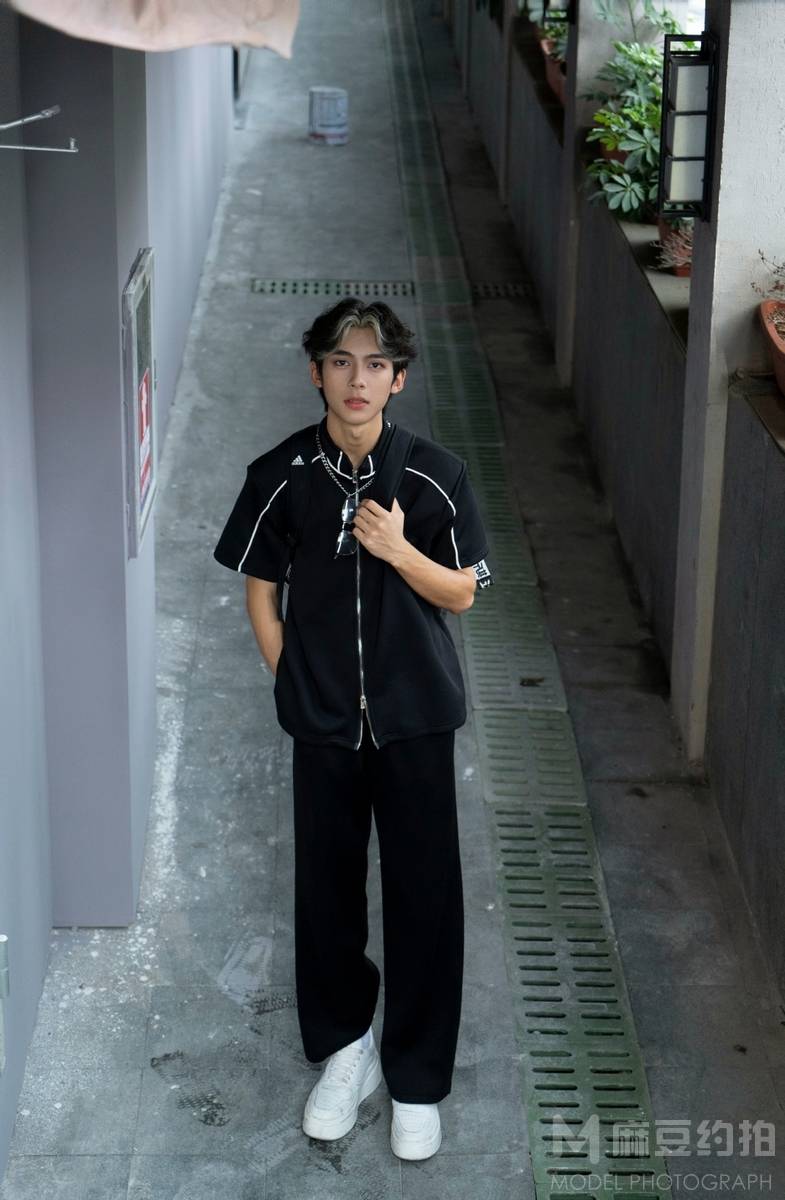 校园模特