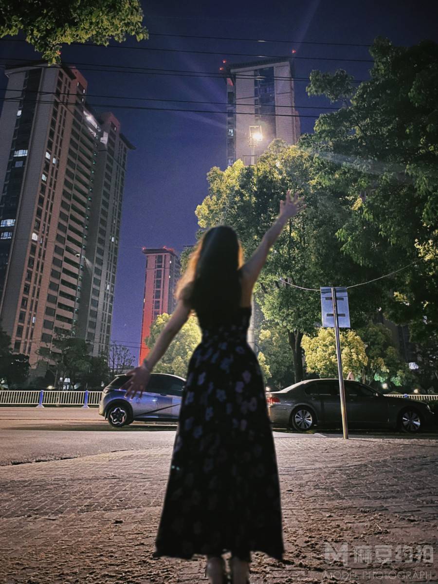 夜景模特
