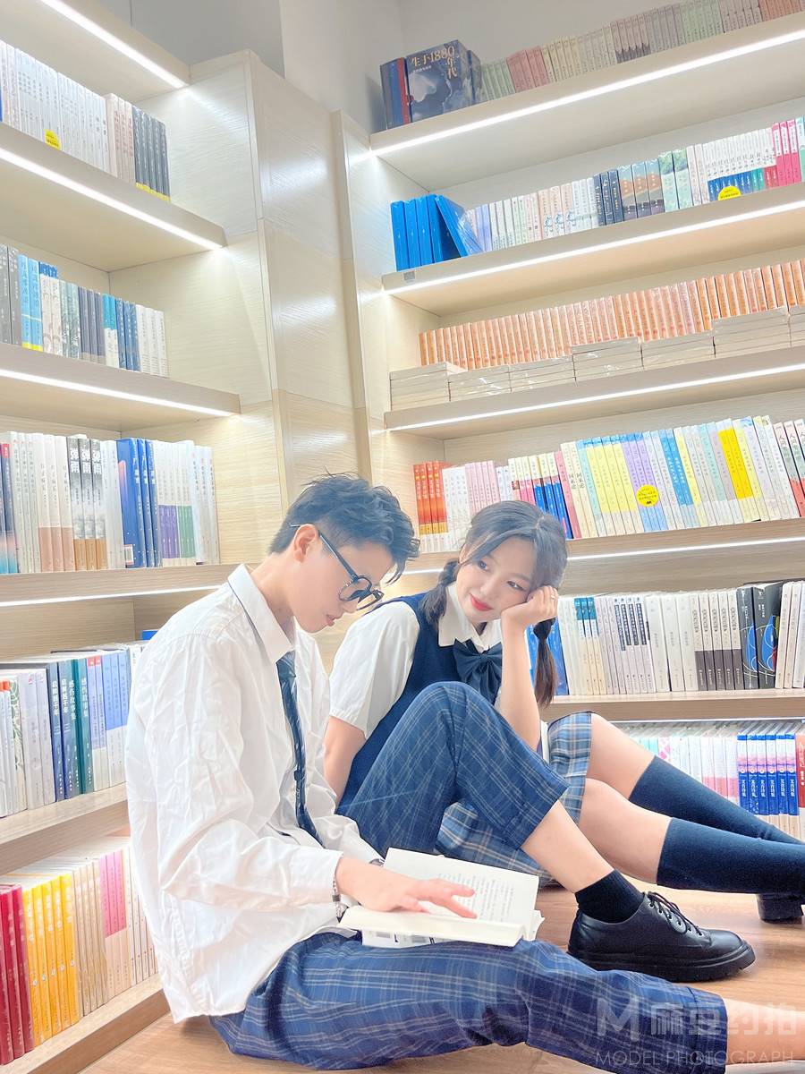 情侣模特