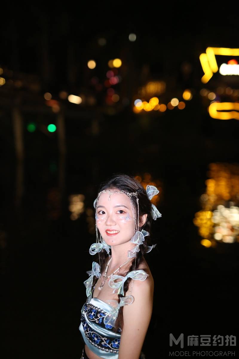 夜景模特