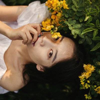 情绪模特