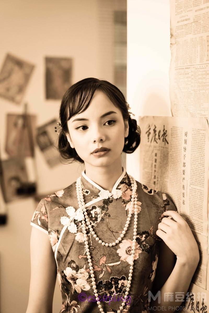 情绪模特