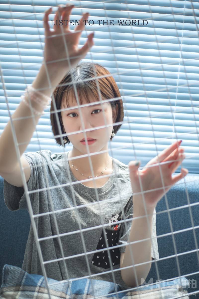 情绪模特