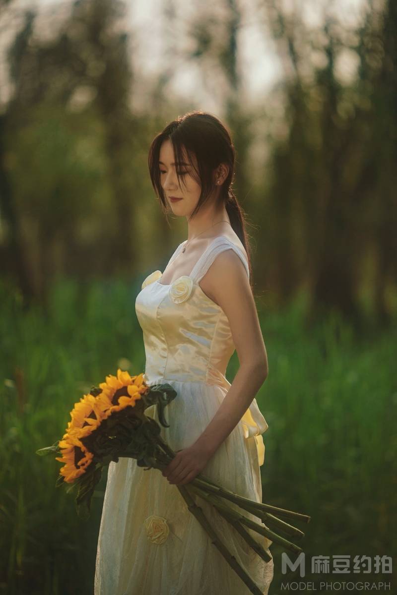 妆容模特