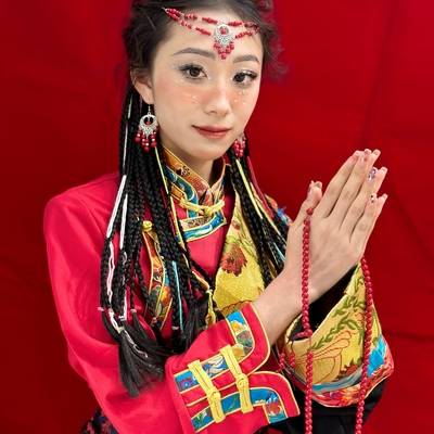 妆容模特